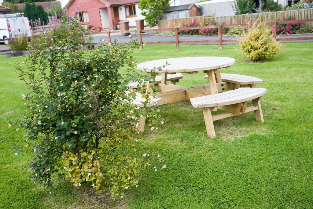 The White Swan Inn Lowick  Kültér fotó