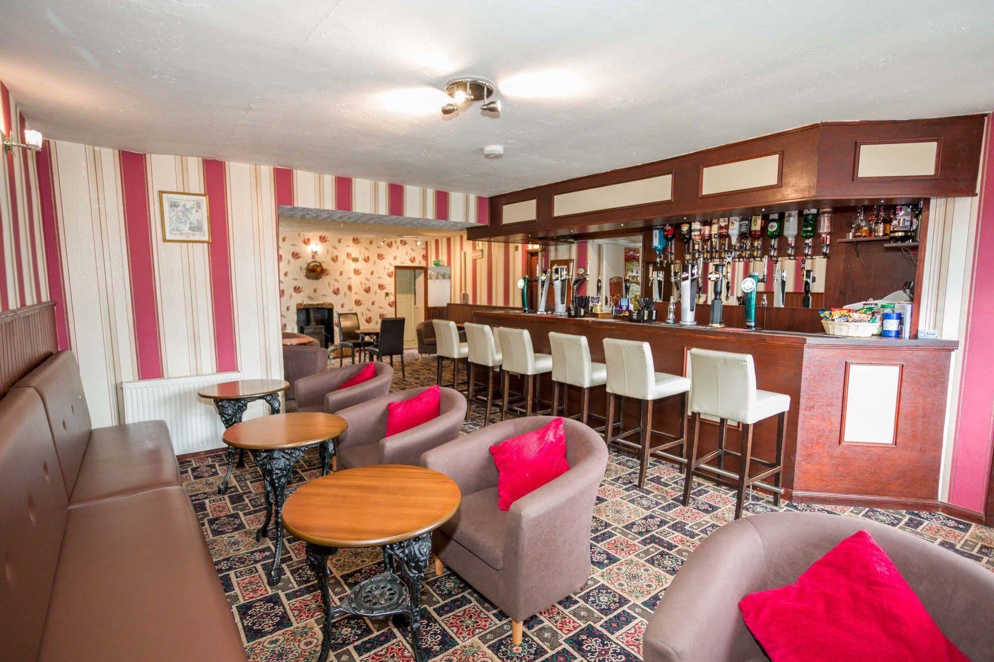 The White Swan Inn Lowick  Kültér fotó
