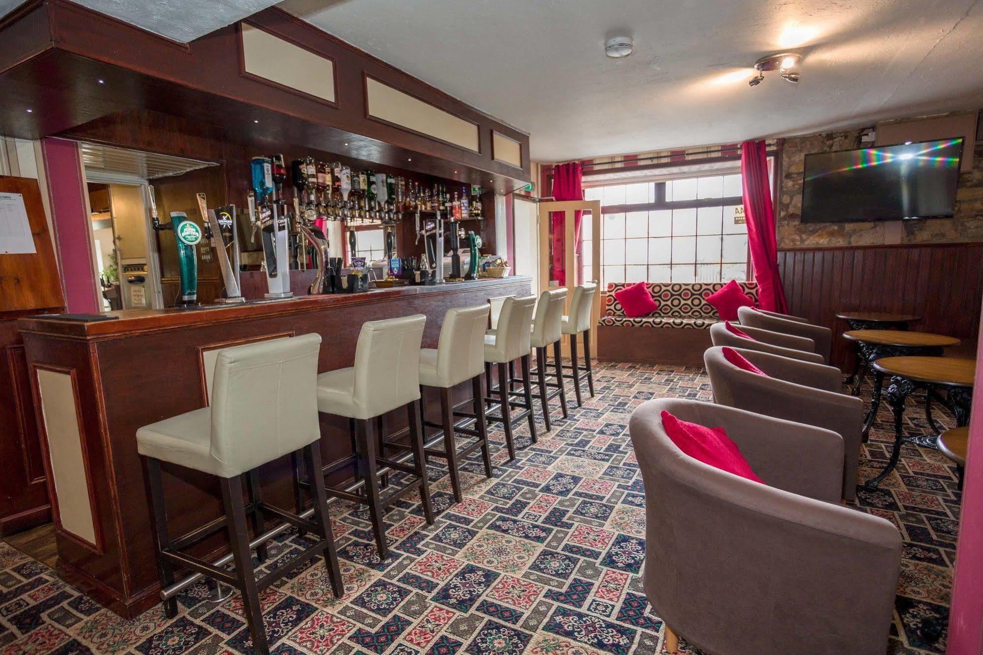 The White Swan Inn Lowick  Kültér fotó